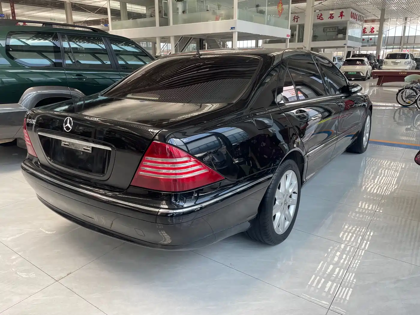 Mercedes-Benz S-Class 2006 2004 S 500