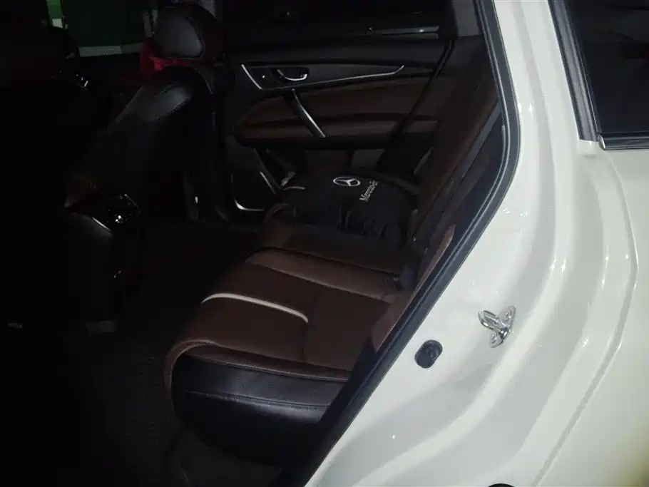 HONDA UR-V