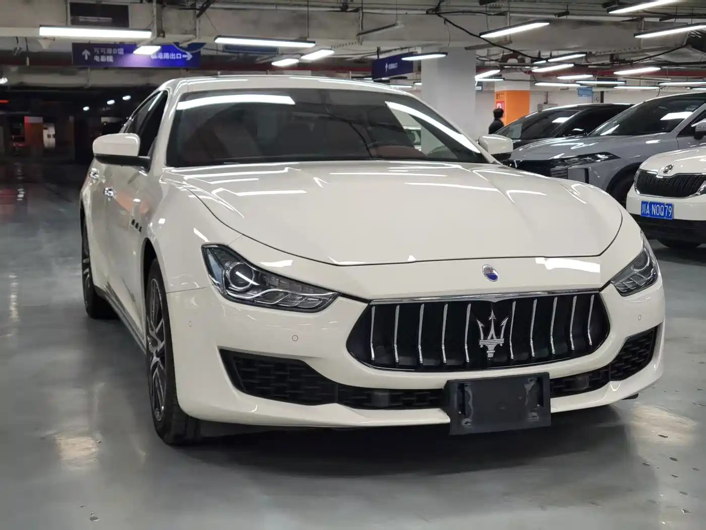 Фото 3 - Maserati Ghibli