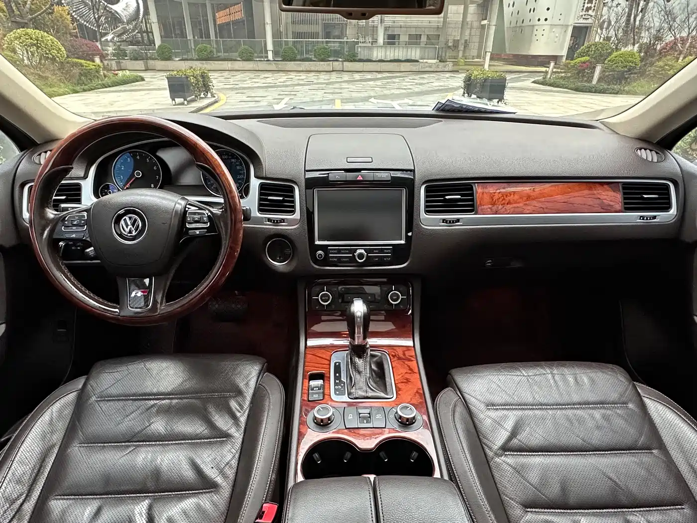 Volkswagen Touareg 2014 3.0TSI New Edge Edition фото 9