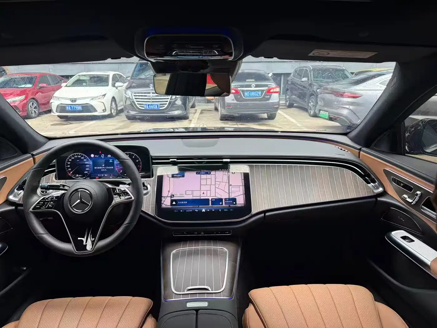 Mercedes-Benz E-Class 2025 E 300 L Fashion фото 6