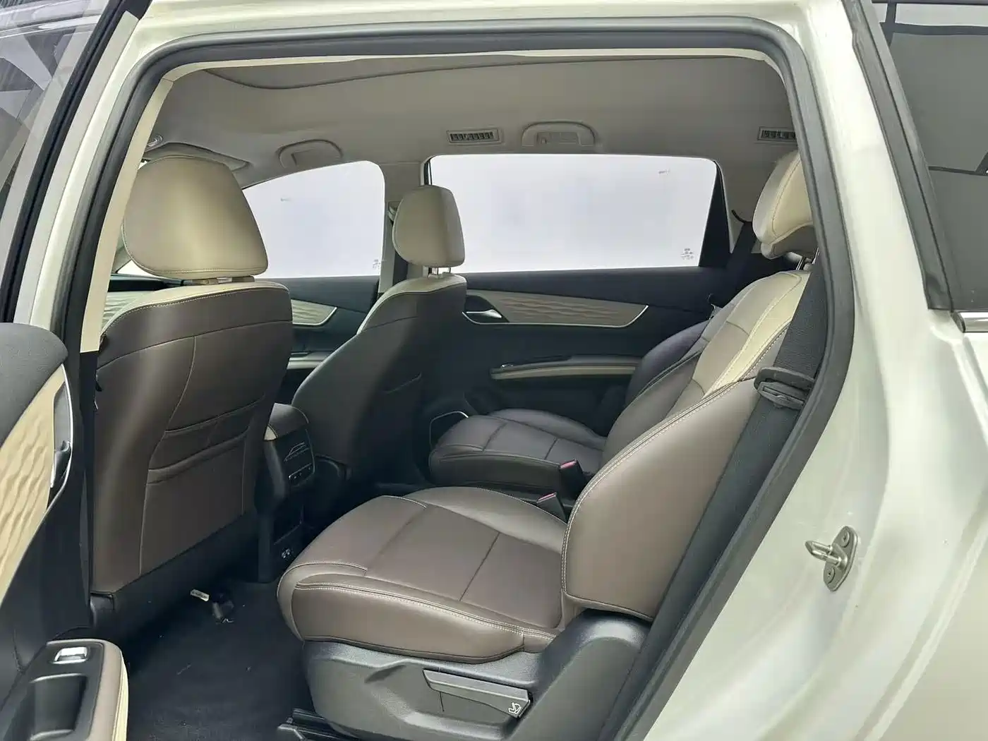 BYD Song MAX New Energy 2022 2022 DM-i 105KM Executive Edition