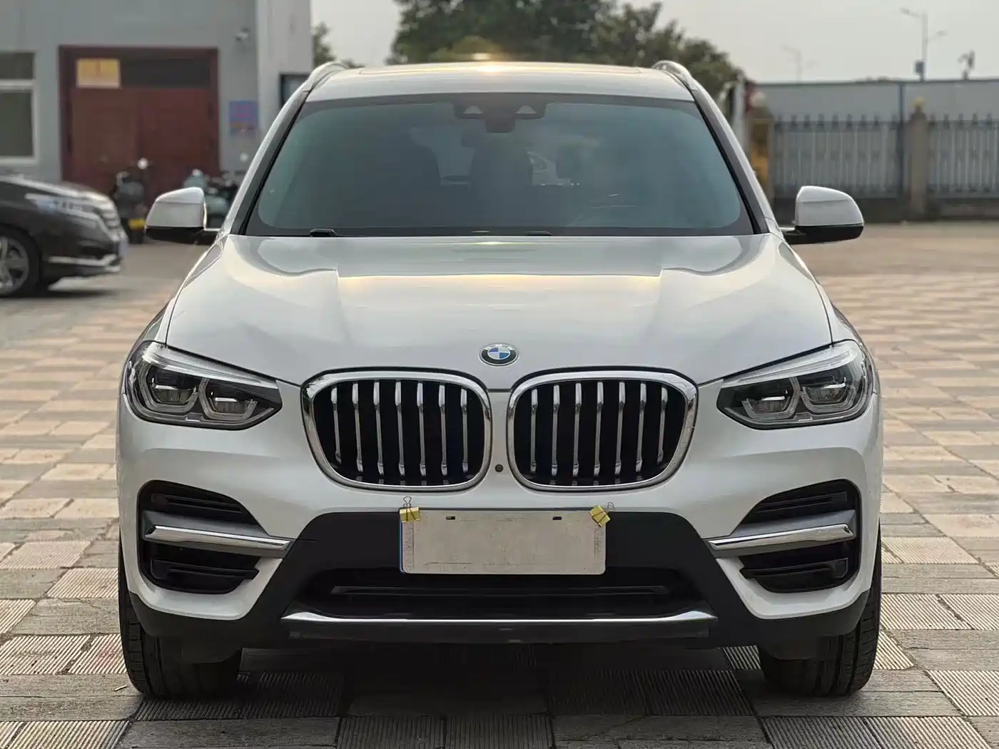 BMW X3 2020 xDrive25i Luxury Package фото 2