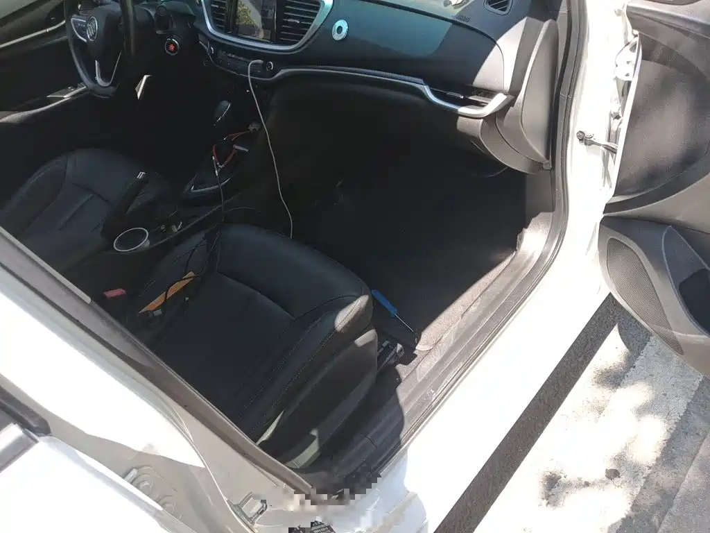 Фото 19 - Buick Excelle