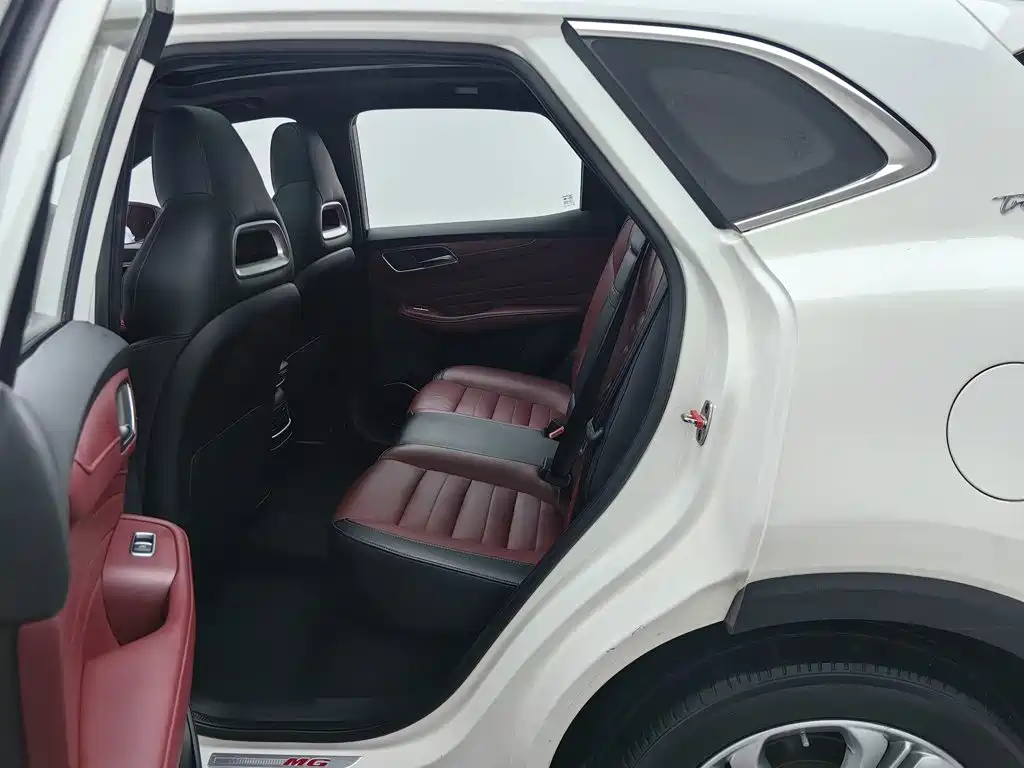 MG HS 2018 2018 30T Automatic 2WD Trophy Hormone Passion Edition China V