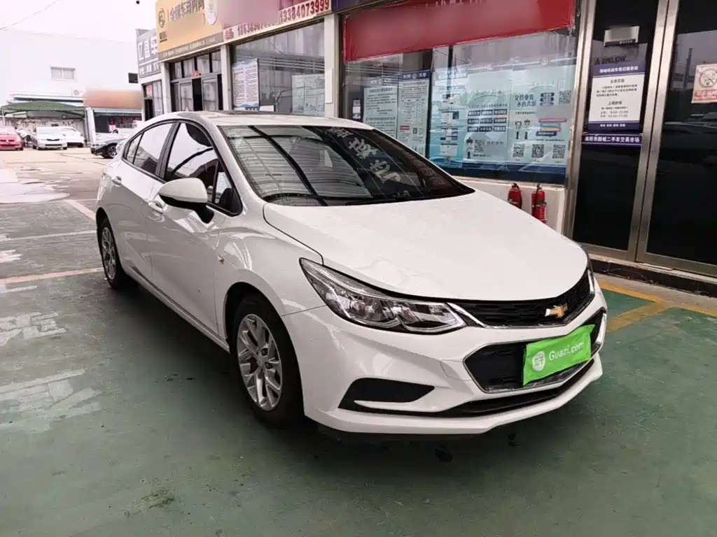 Chevrolet Cruze 2018 2018 Hatchback 320 Automatic Pioneer Sunroof Edition