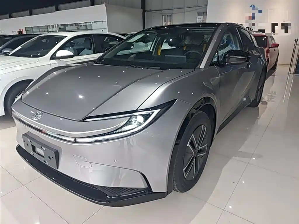 Toyota bZ5 2025 550 JOY фото 2