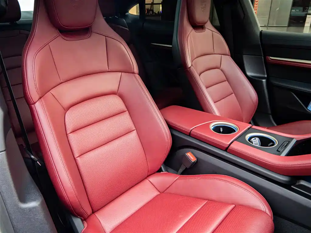 Porsche Taycan 2022 Facelift Taycan фото 16