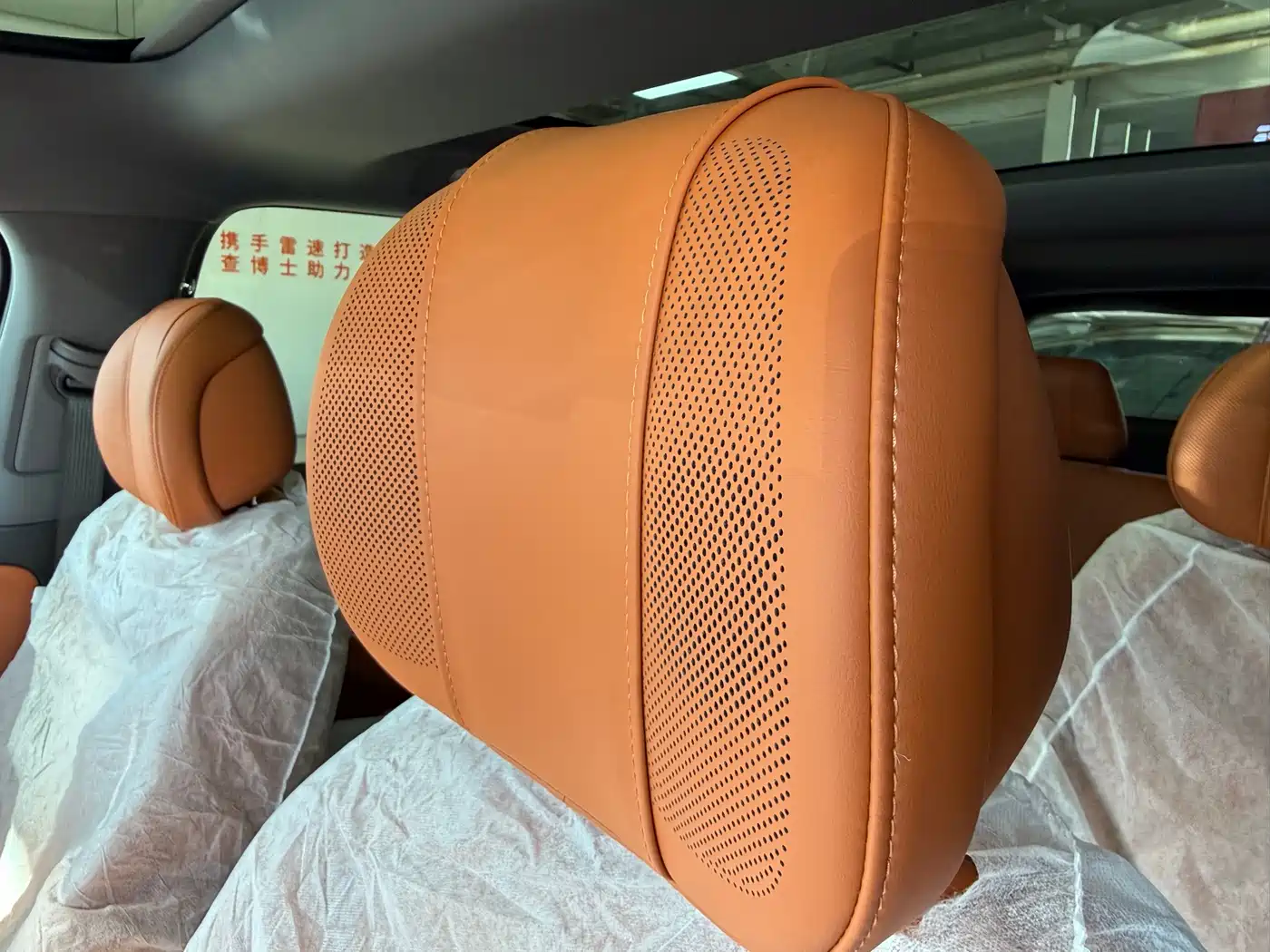 AITO Wenjie AITO M8 2025 Pure Electric Max+ 6-seater AWD фото 39