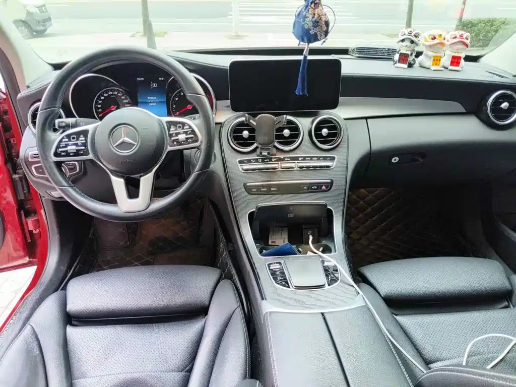 Фото 12 - Mercedes-Benz C-Class