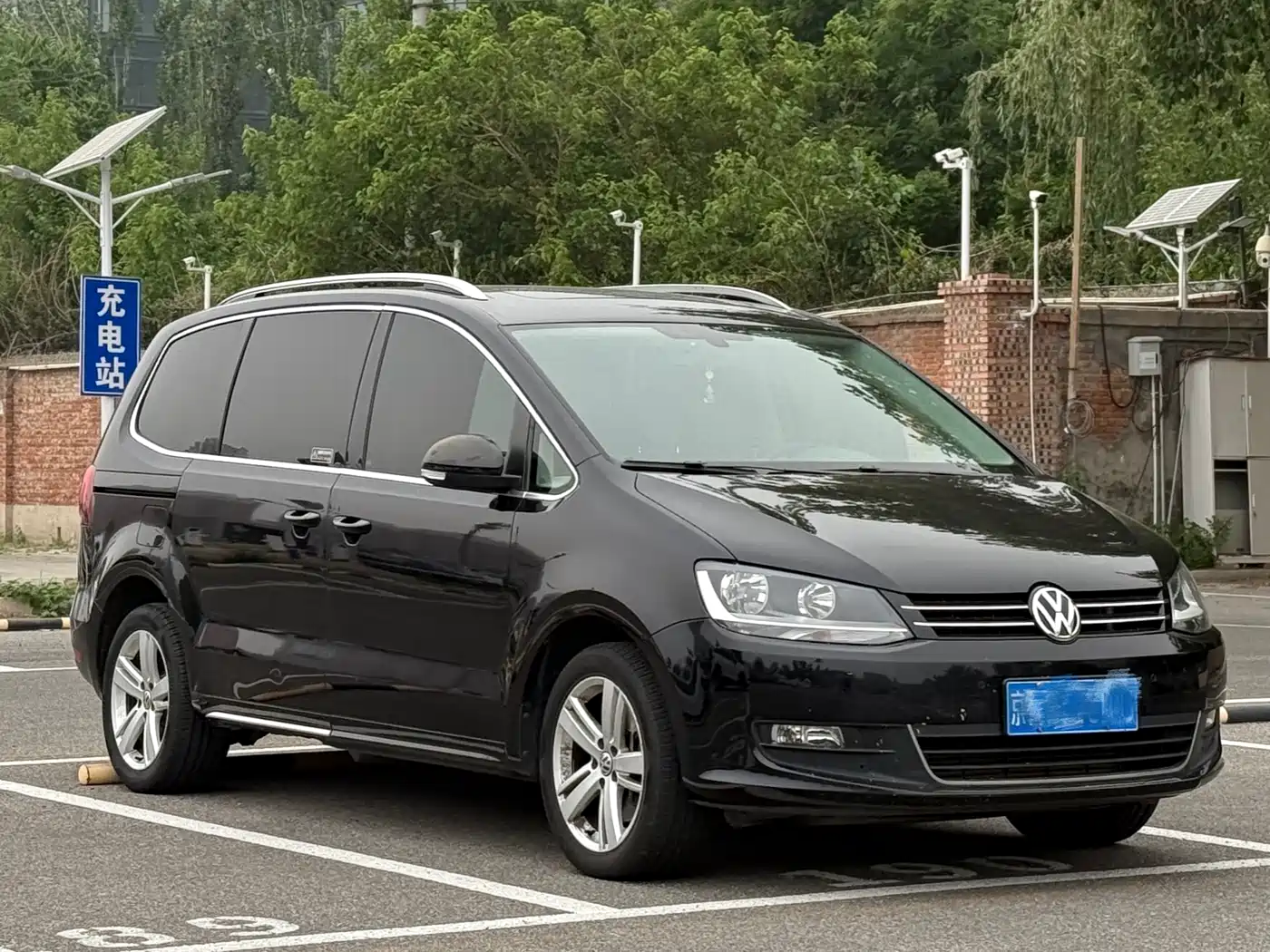 Volkswagen Sharan 2018 380TSI Comfort 6-Seater фото 3