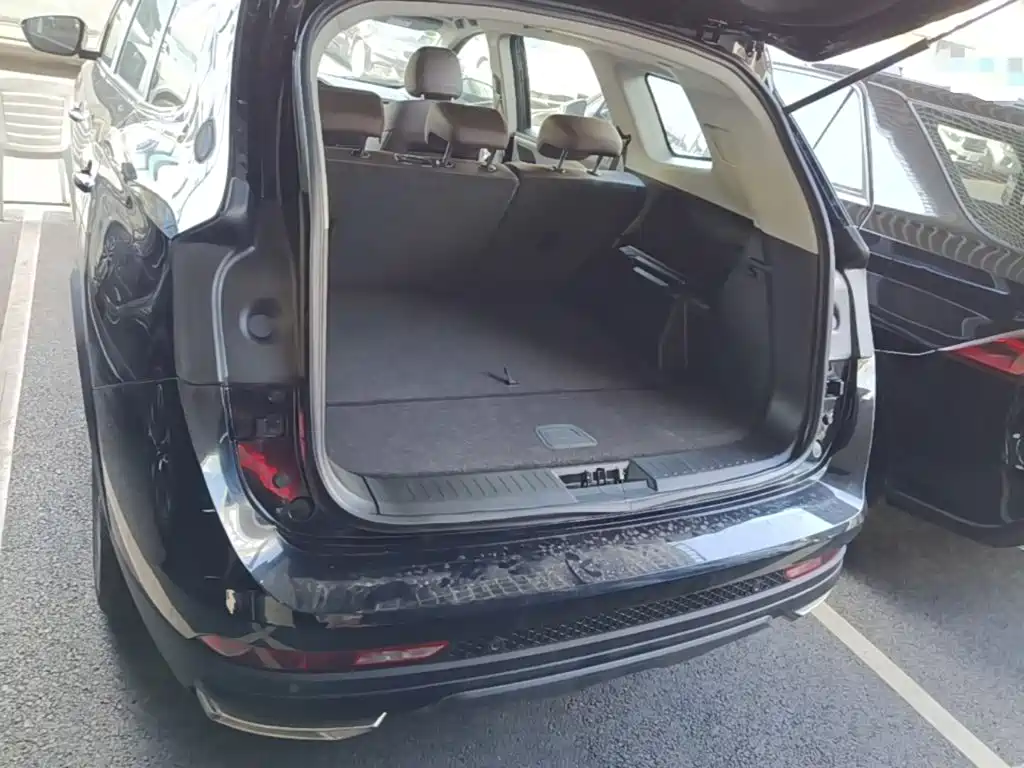 Jetour X90 PLUS 2023 2023 Facelift 1.6TD DCT Villa 5-seater