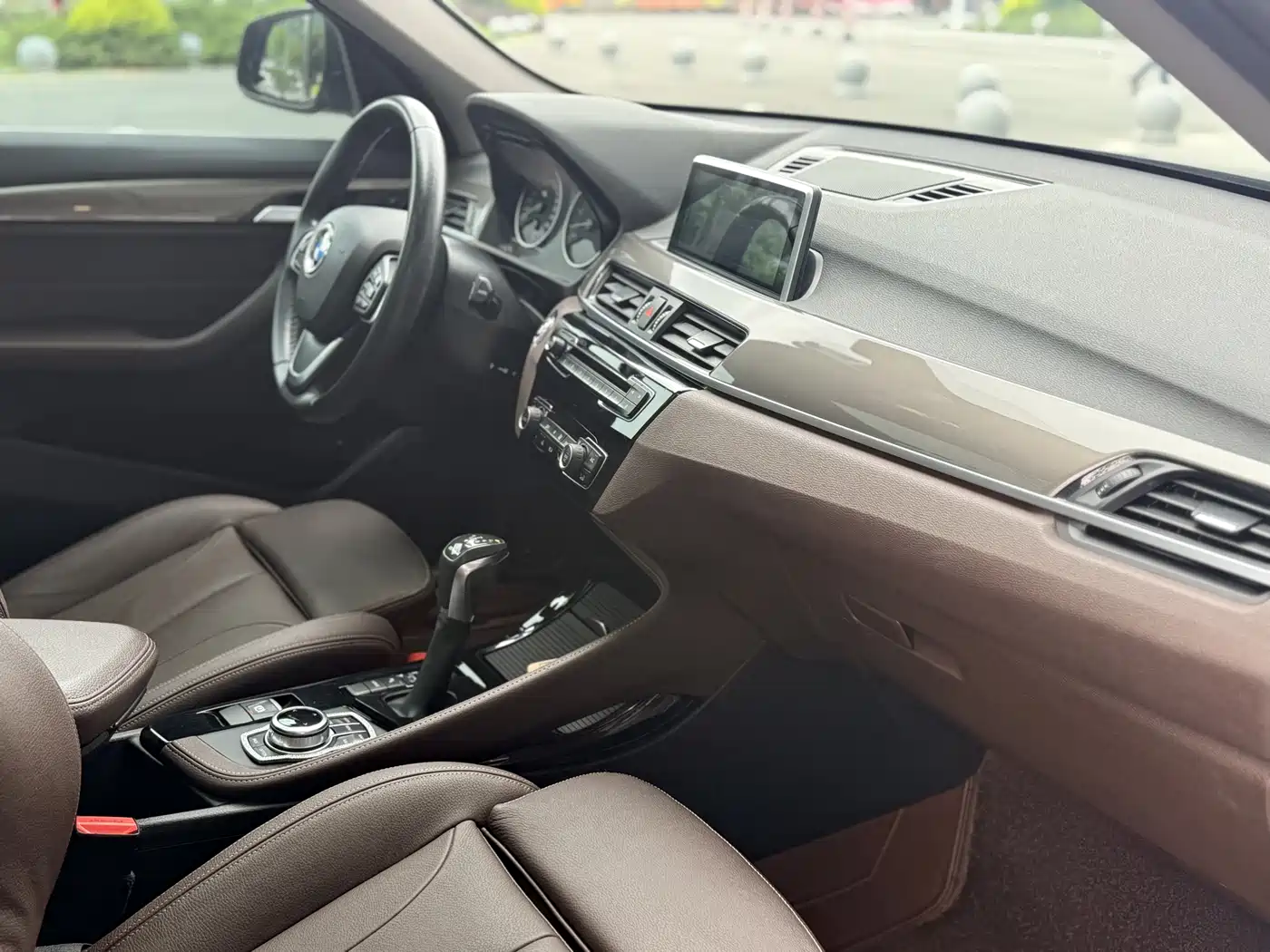 BMW X1 New Energy 2018 xDrive25Le Luxury Model фото 13