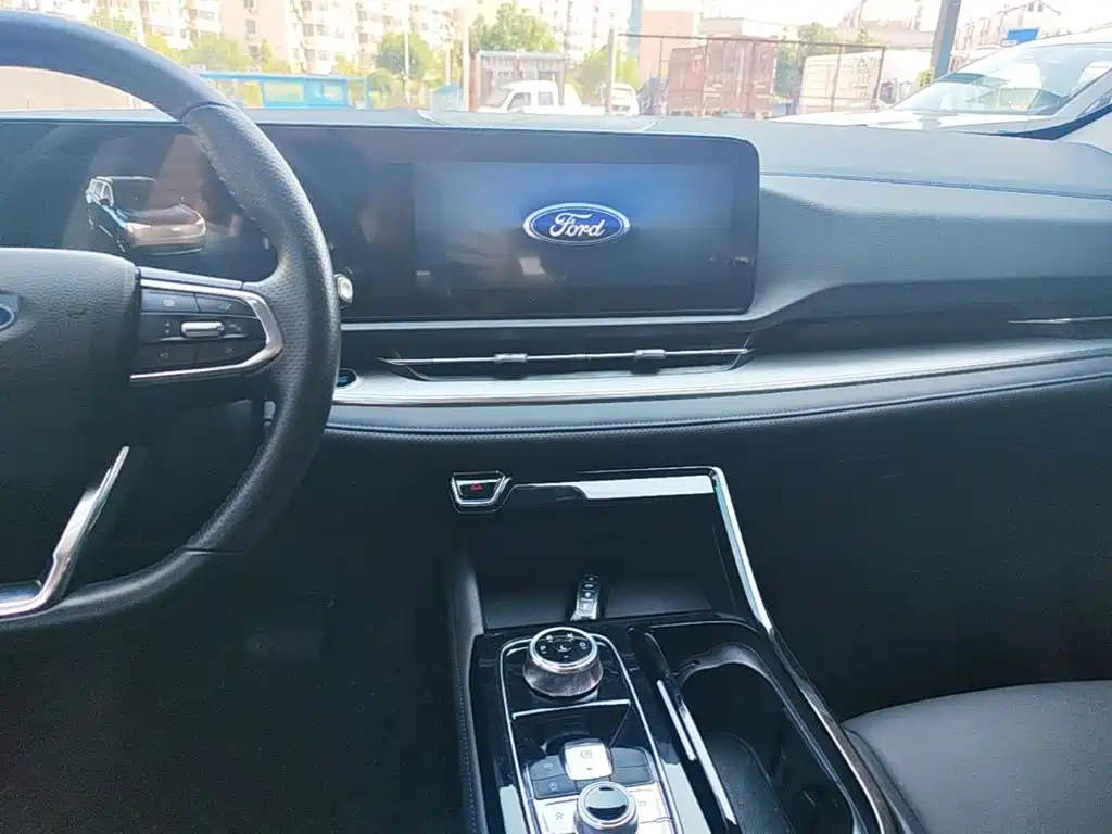 Ford Lingrui 2025 2025 EcoBoost 170 Platinum