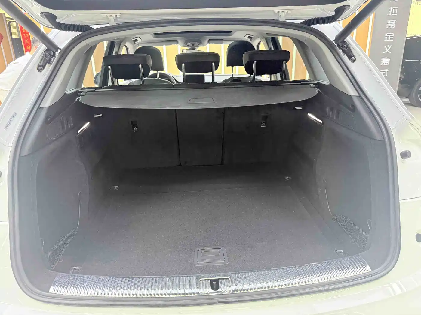 Audi Q5L 2020 40 TFSI Prestige Fashion фото 12