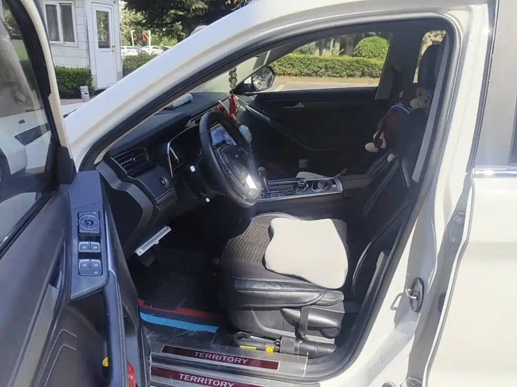 Photo 8 - Ford Territory