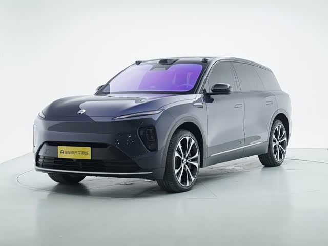 NIO ES8