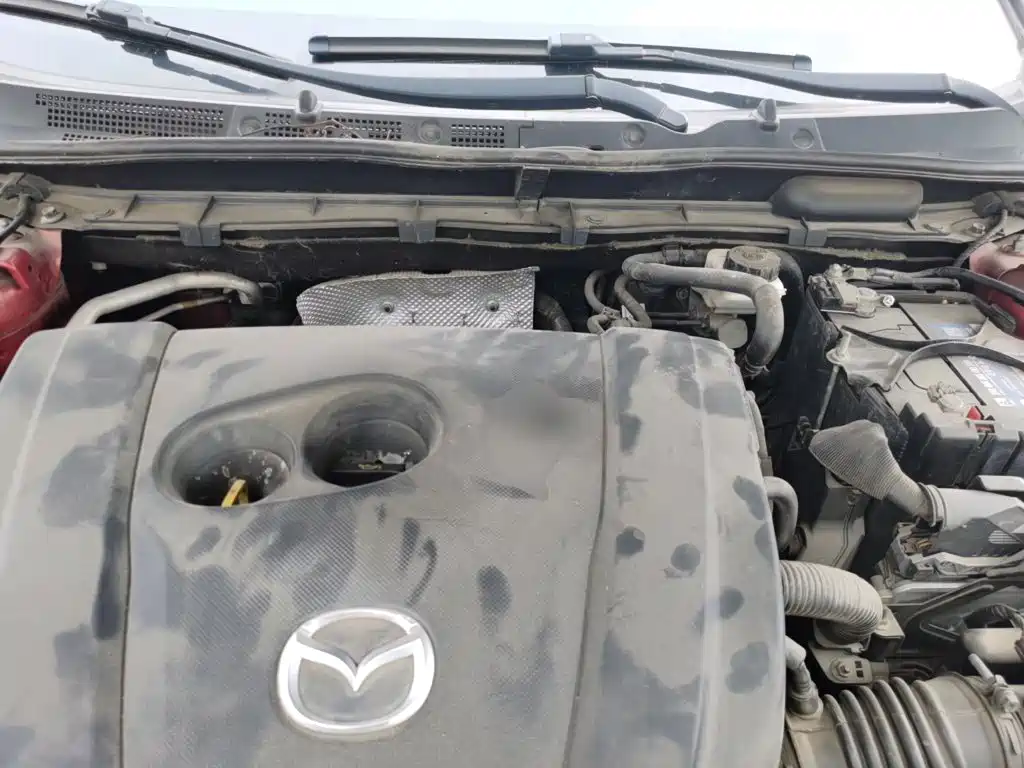 Photo 17 - Mazda CX-4