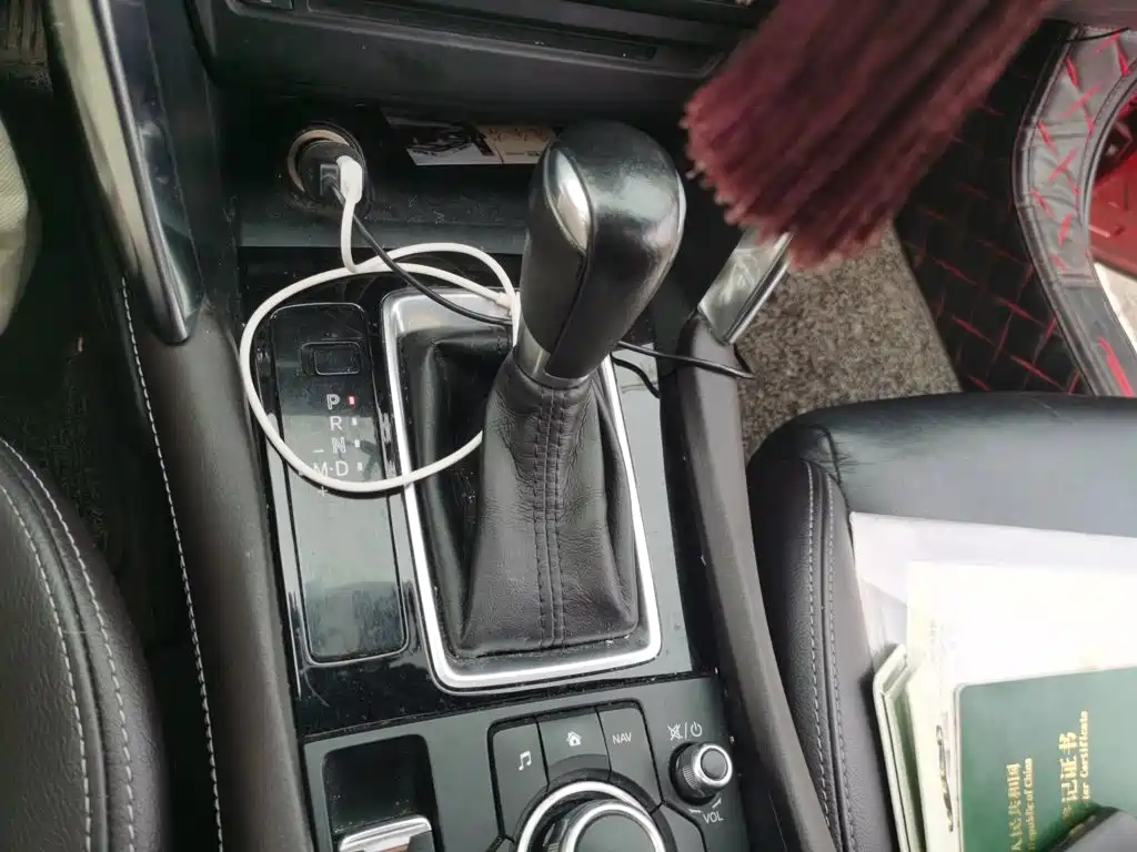 Photo 11 - Mazda CX-4