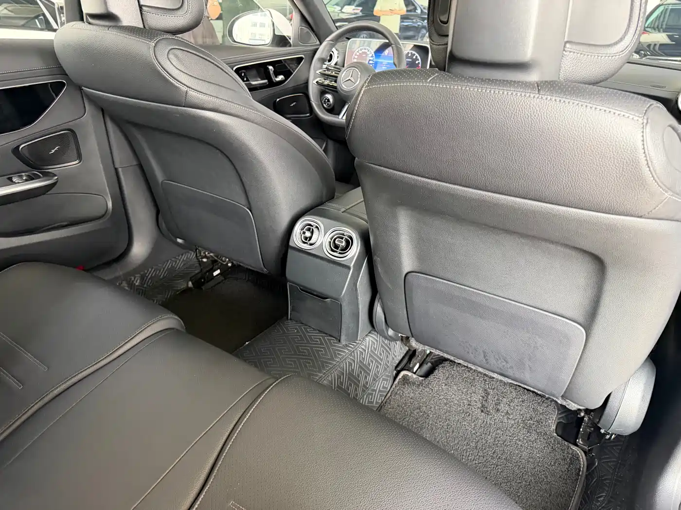 Mercedes-Benz C-Class 2022 C 260 L Sport Edition фото 10
