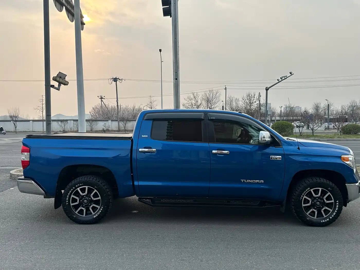 Toyota Tundra 2014 5.7L TRD Pro фото 15
