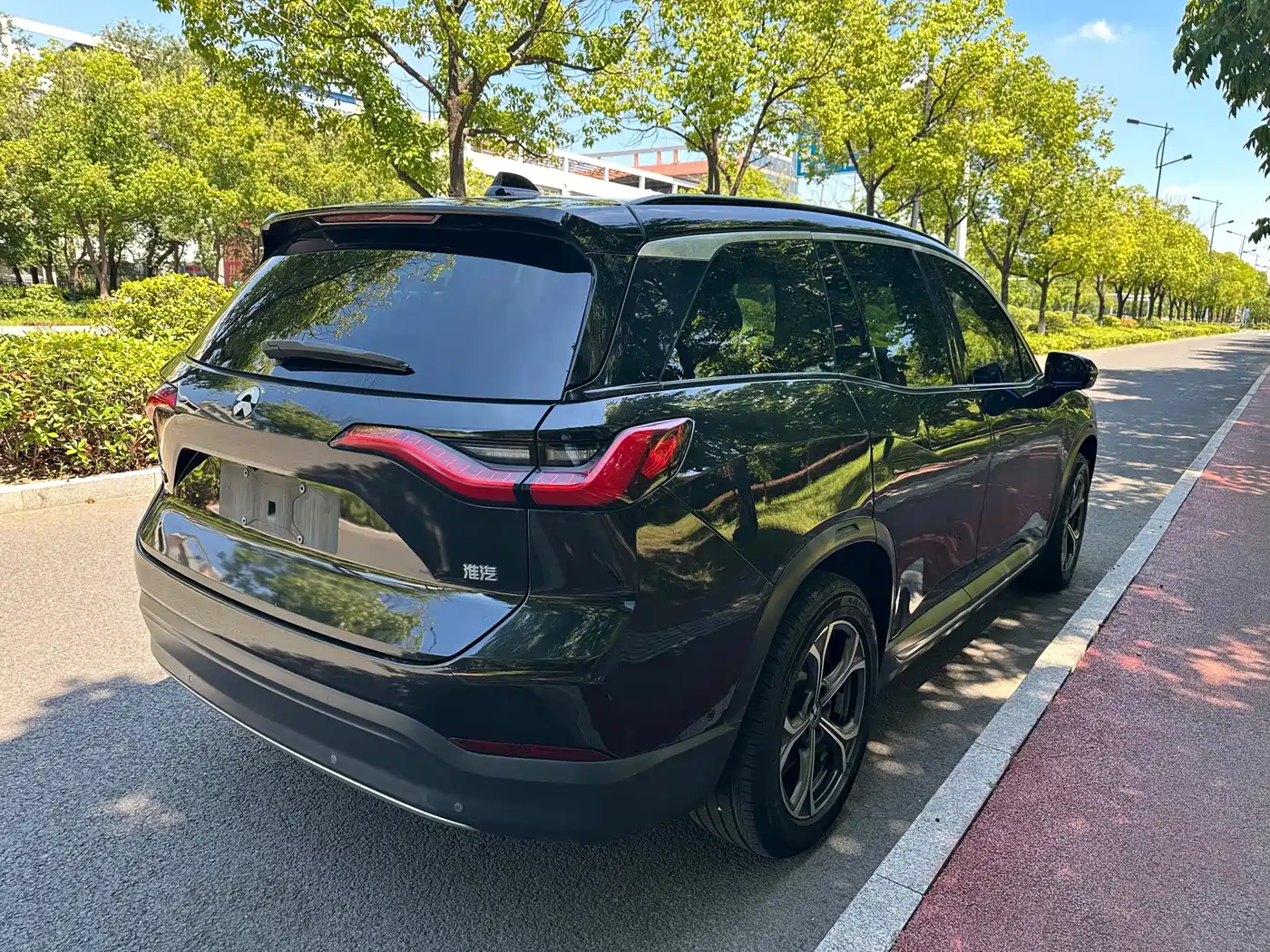 NIO ES8 2019 2018 355KM Standard 6-Seater