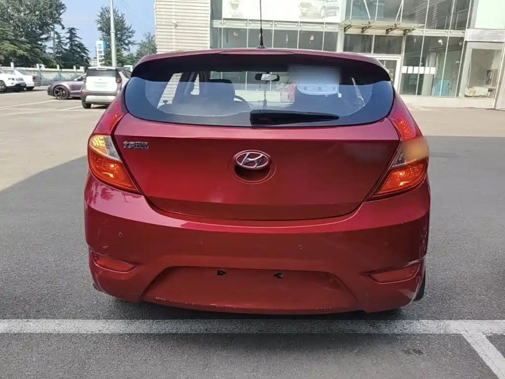 Hyundai Reina 2015 2014 Model 1.6L Automatic TOP