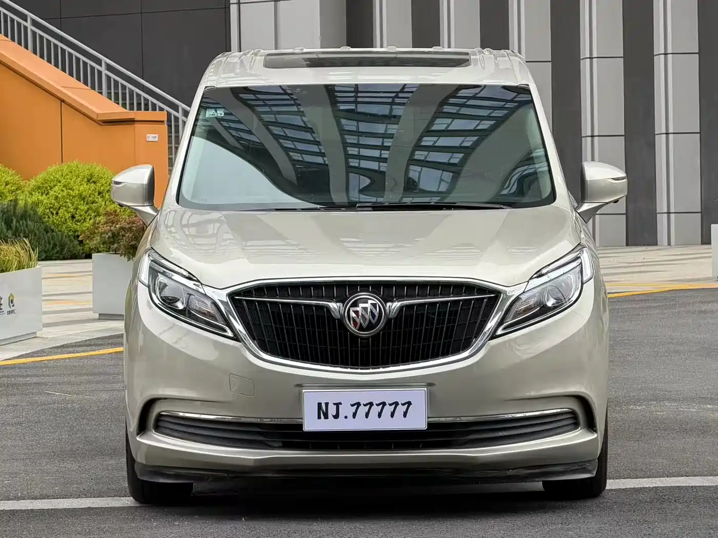 Buick GL8 2018 ES 28T Luxury Type China VI фото 2