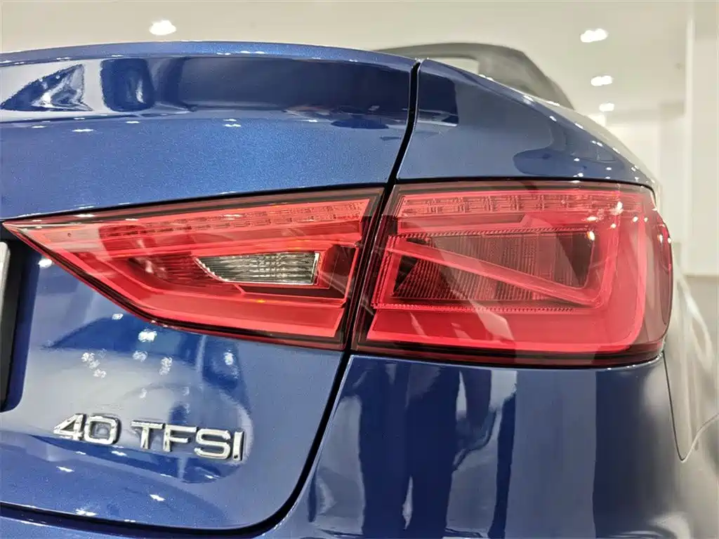 Photo 16 - Audi A3 (Import)