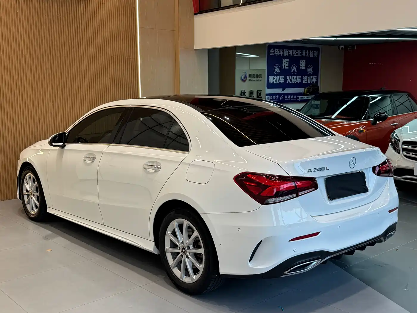 Mercedes-Benz A-Class 2019 A 200 L Sport Sedan фото 19