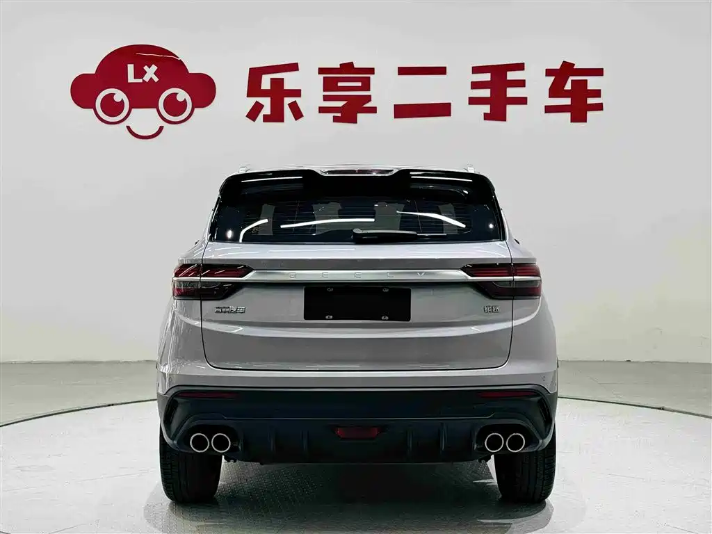 Фото 4 - Geely Coolray