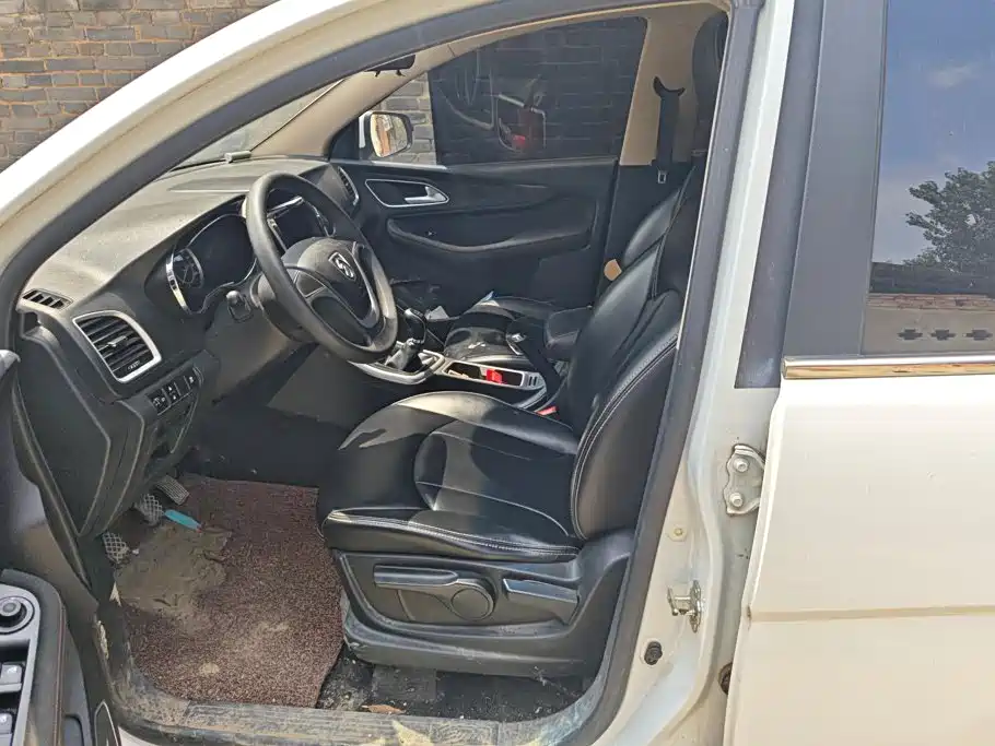 Baojun 560 2017 2016 1.8L Manual Value