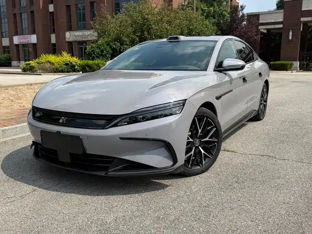 BYD Han 2025