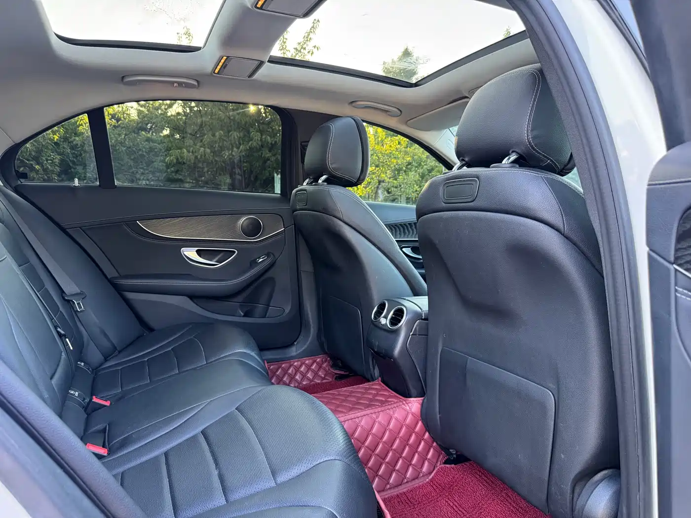 Mercedes-Benz C-Class 2015 2015 Facelift C 200 L Sport