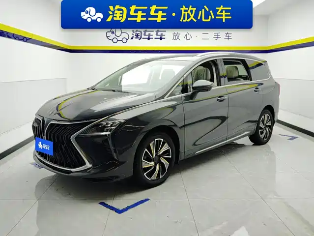 Dongfeng Fengxing Fengxing Yacht 2022 1.5T DCT Wave Chaser Edition — фото 1