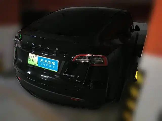 Tesla Model Y 2022 Facelift Rear-Wheel Drive Version — фото 2