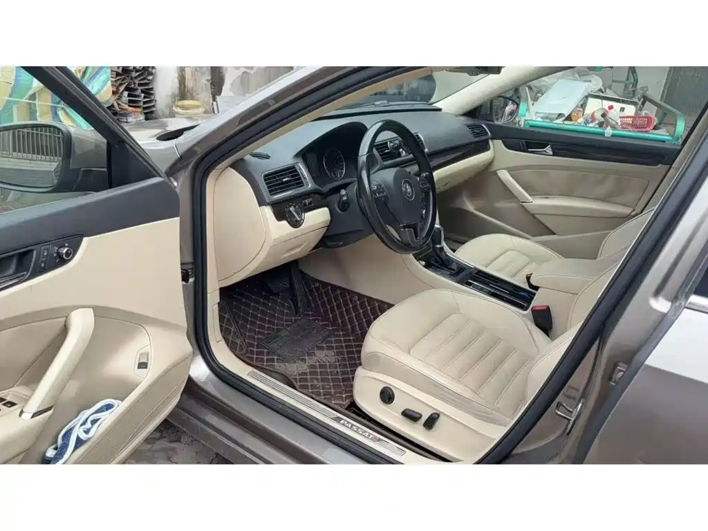 Фото 3 - Volkswagen Passat