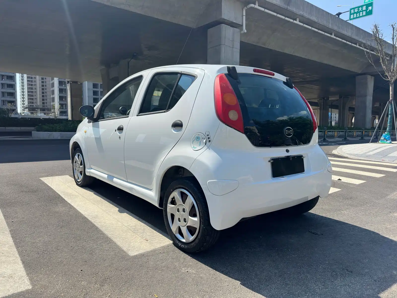Фото 7 - BYD F0