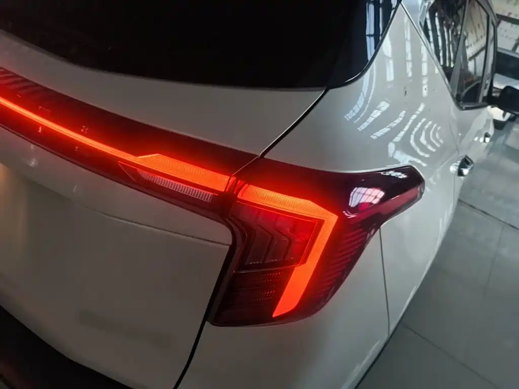 Kia Seltos 2024 2023 1.5L CVT Luxury Edition