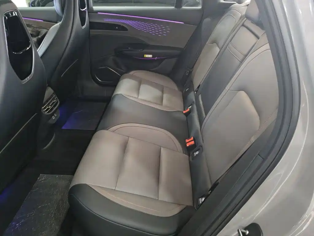 Hongqi EH7 2025 2025 640 AWD Smart Selection Edition