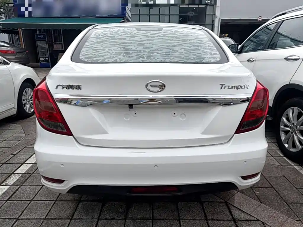 GAC Trumpchi Trumpchi GA3S Vision 2014 2014 1.6L Manual Luxury Edition