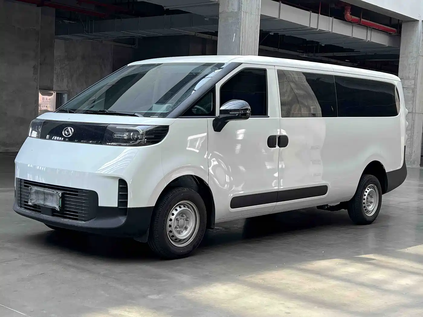 Maxus Dana V1L 2026