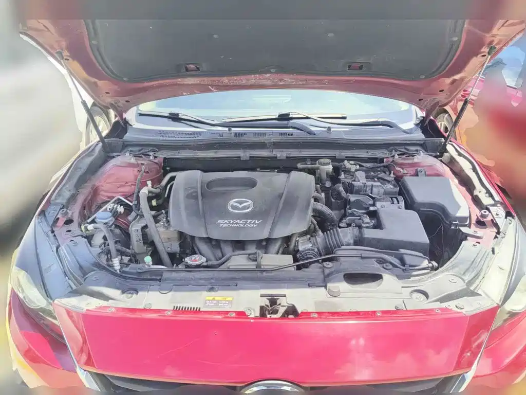 Фото 3 - Mazda Mazda 3