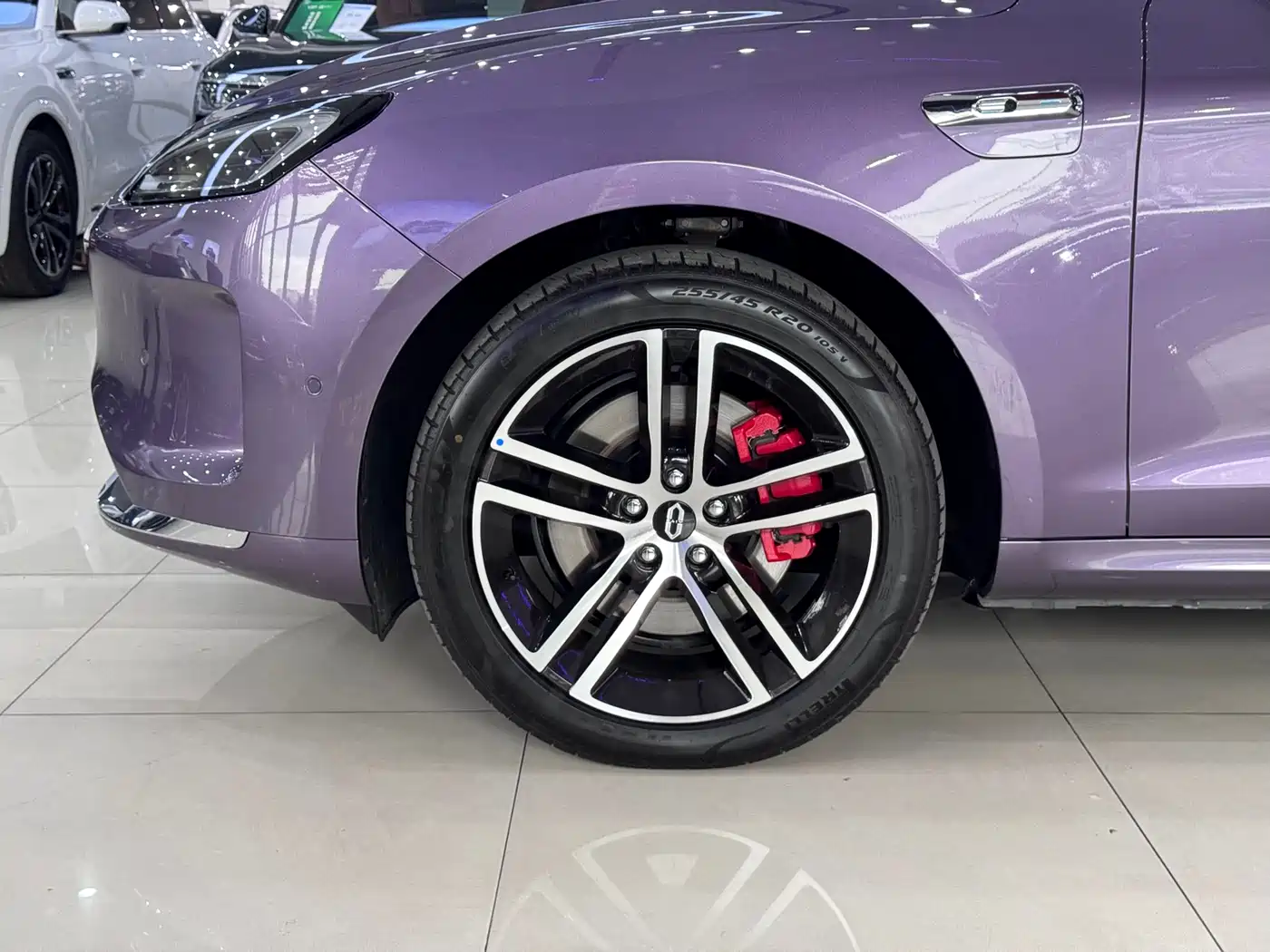 AITO Wenjie AITO M5 2025 Extended Range Ultra AWD фото 4