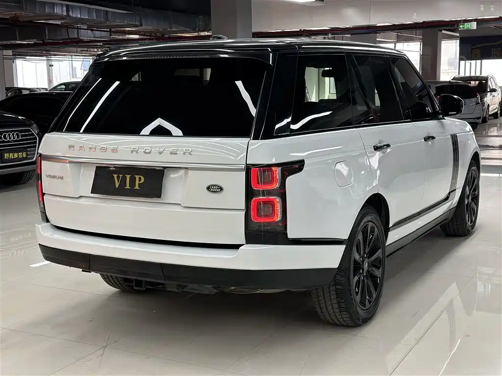 Land Rover Range Rover фото 9