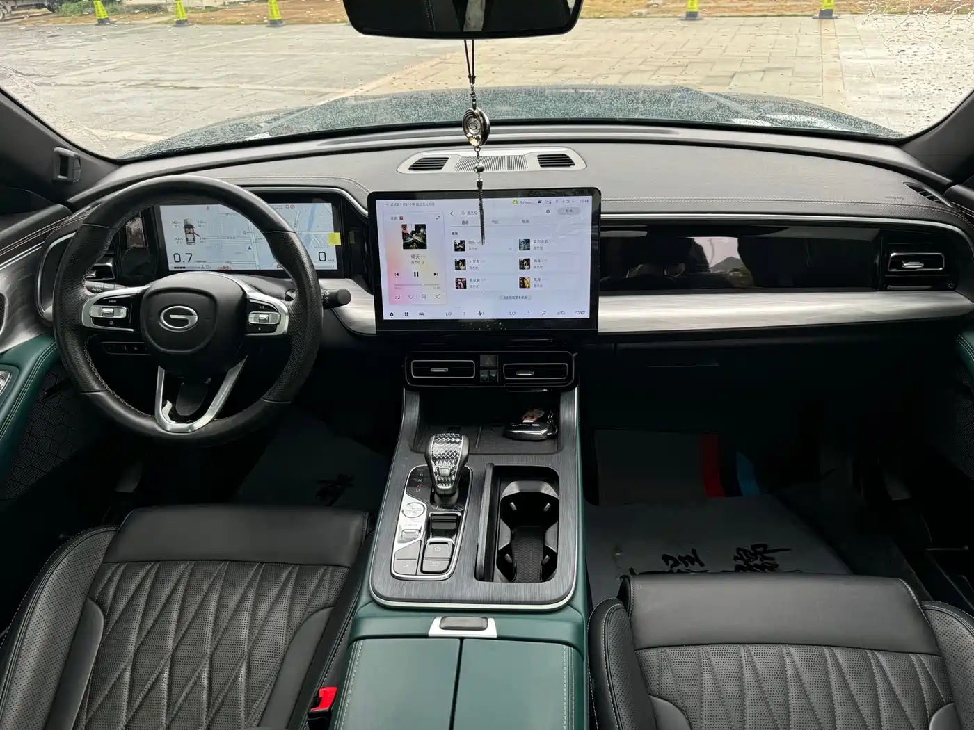 GAC Trumpchi Trumpchi GS8 2022 Pilot Series 2.0TGDI 2WD Luxury Smart Connect Edition (7-Seater) фото 9