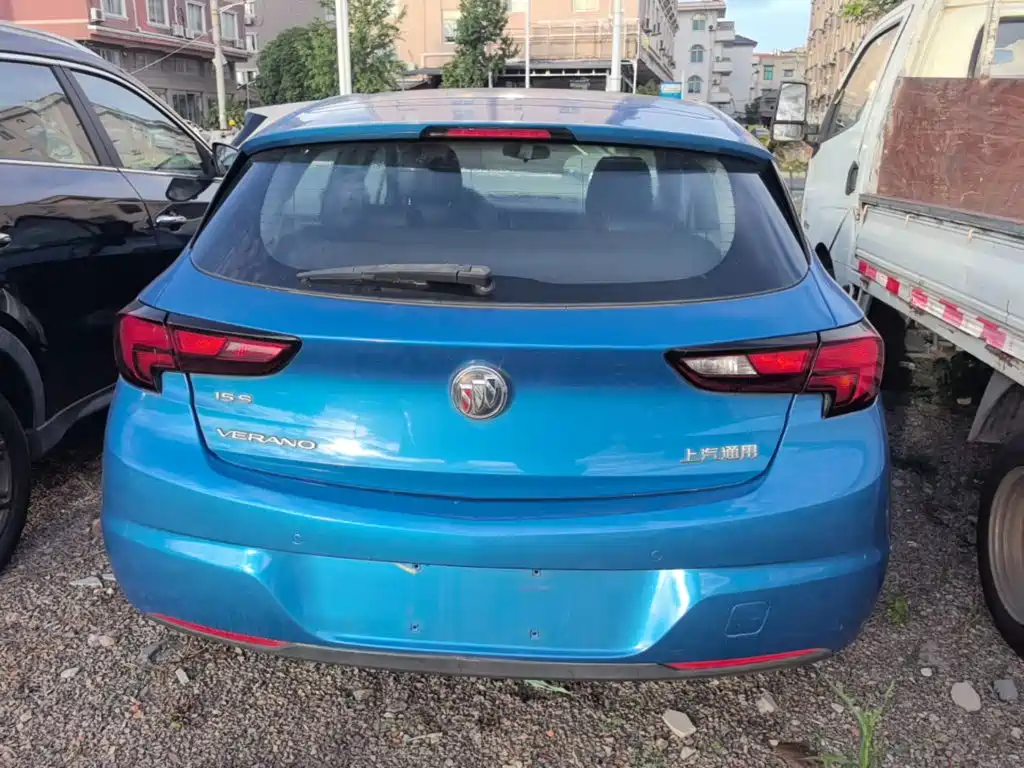 Фото 6 - Buick Verano
