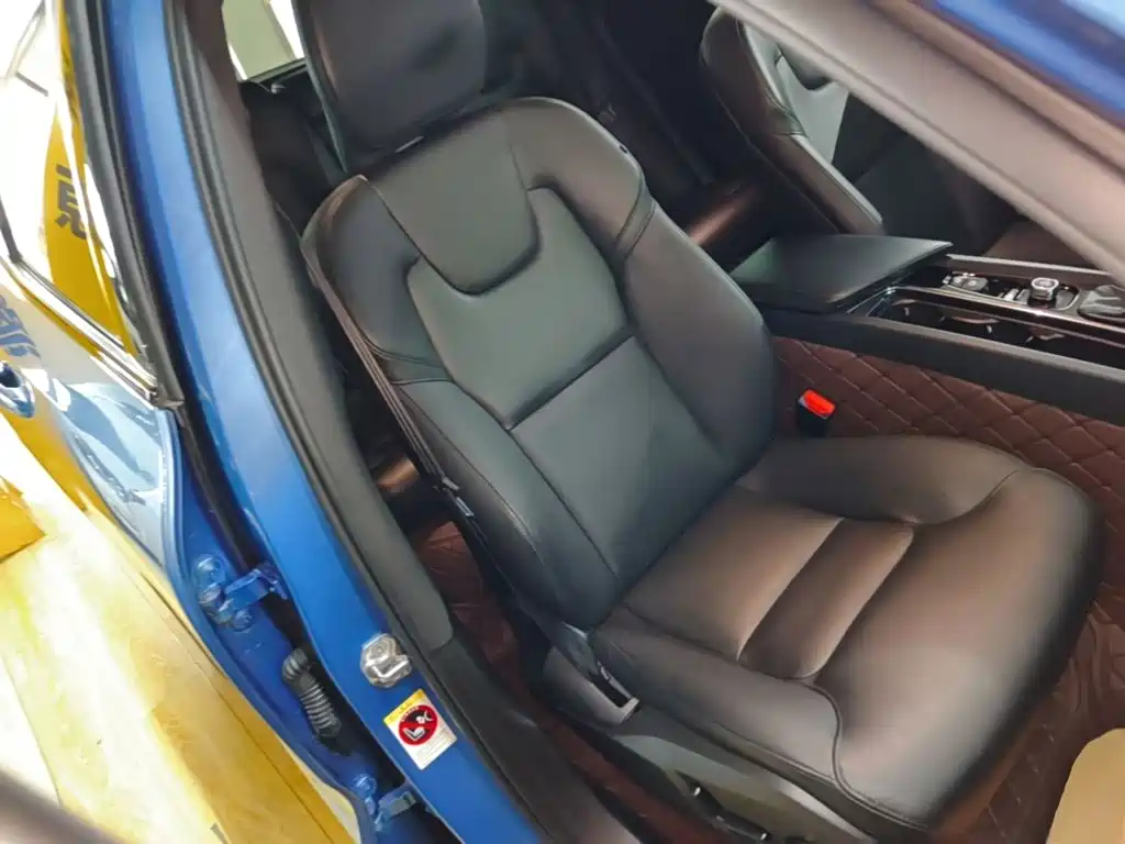 Photo 25 - Volvo XC60