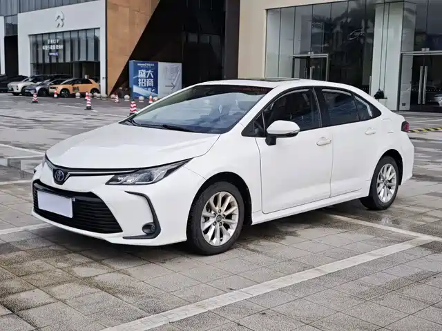 Toyota Corolla Гибрид, 1.8L E-CVT, Элит