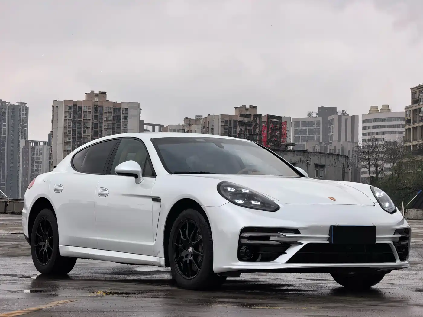 Porsche Panamera 2014 Panamera 3.0T фото 3